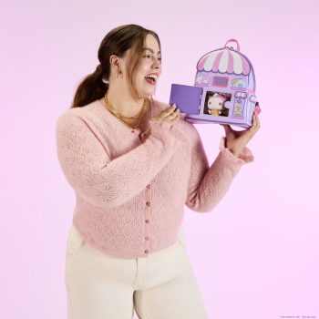 NYCC Limited Edition Sanrio Hello Kitty & Friends Bakery Pop! and Bag Bundle