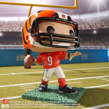 Pop! Joe Burrow (Home Uniform)