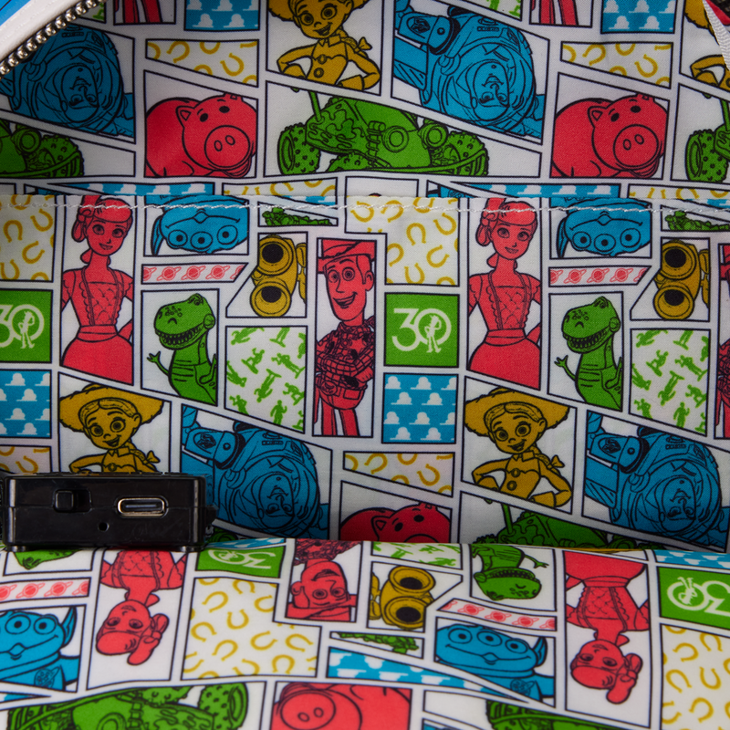 77F0AD15-1C0A-6EB0-09B4-F881FE8636EE